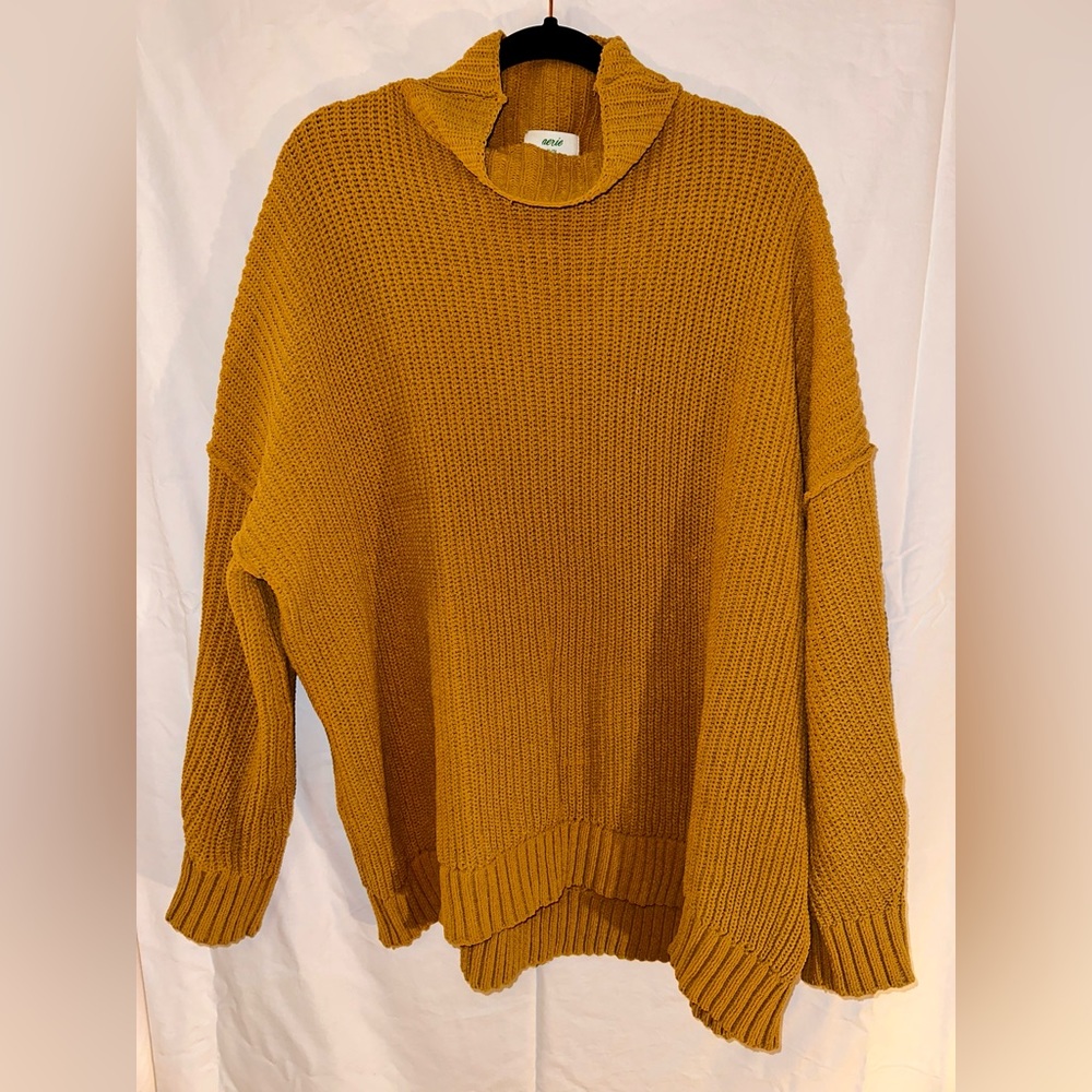 - American Eagle Sweater -